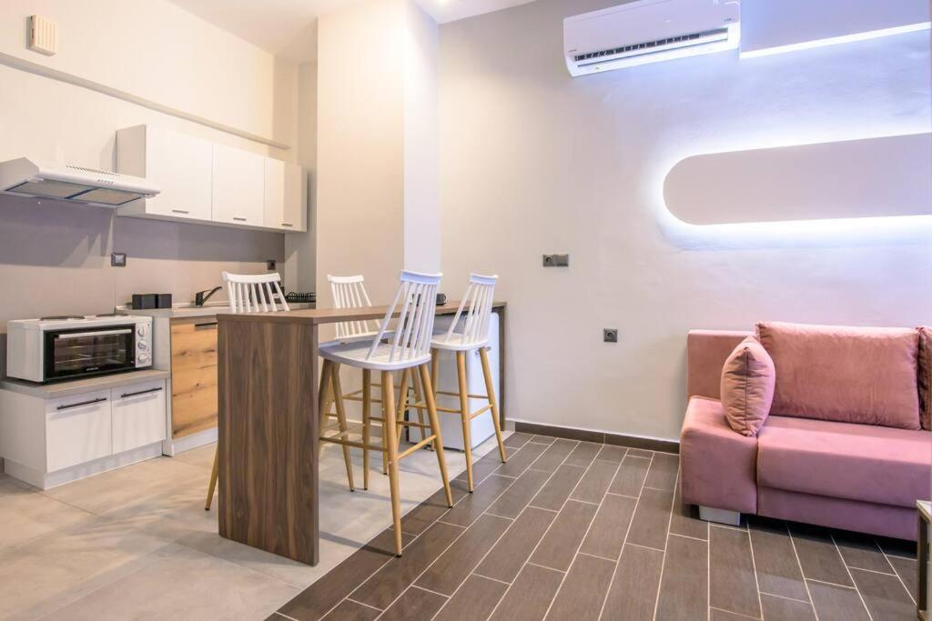 Luxury Central Apartment 4,1 Larissa Buitenkant foto